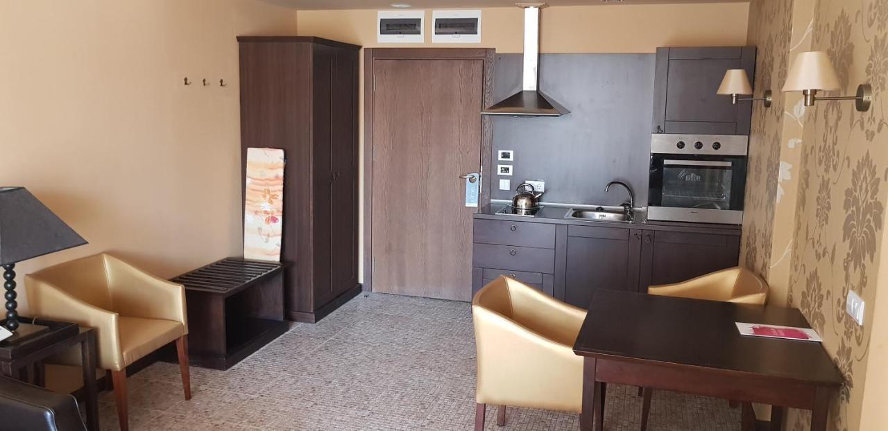 Sunny Beach Private Apartment In 5 Star Hotel - Family Room Екстер'єр фото