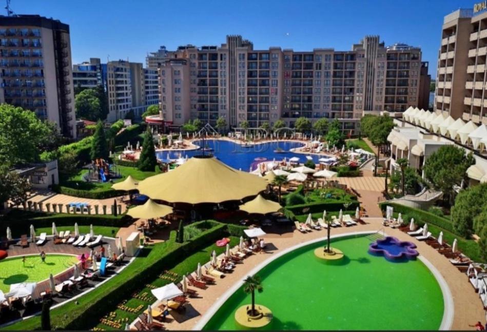 Sunny Beach Private Apartment In 5 Star Hotel - Family Room Екстер'єр фото